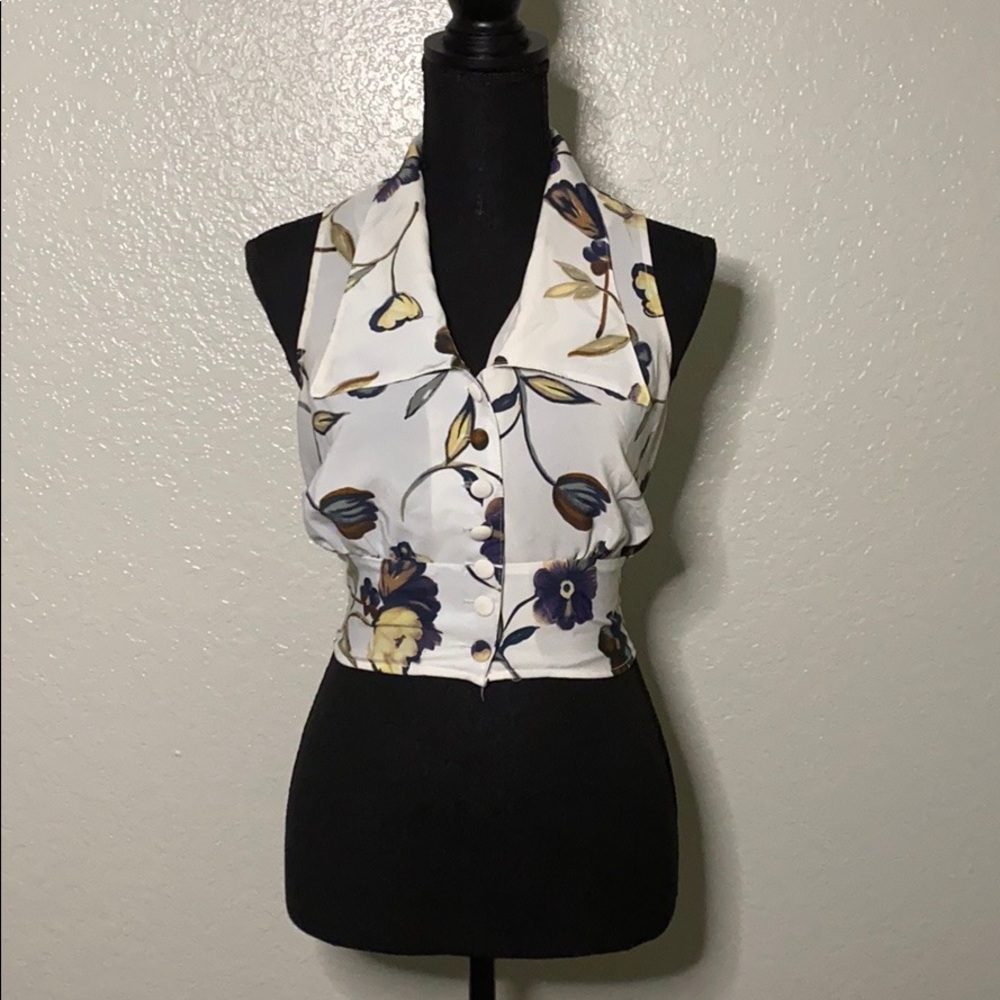 **SIZE M** Classy Boutique Croptop